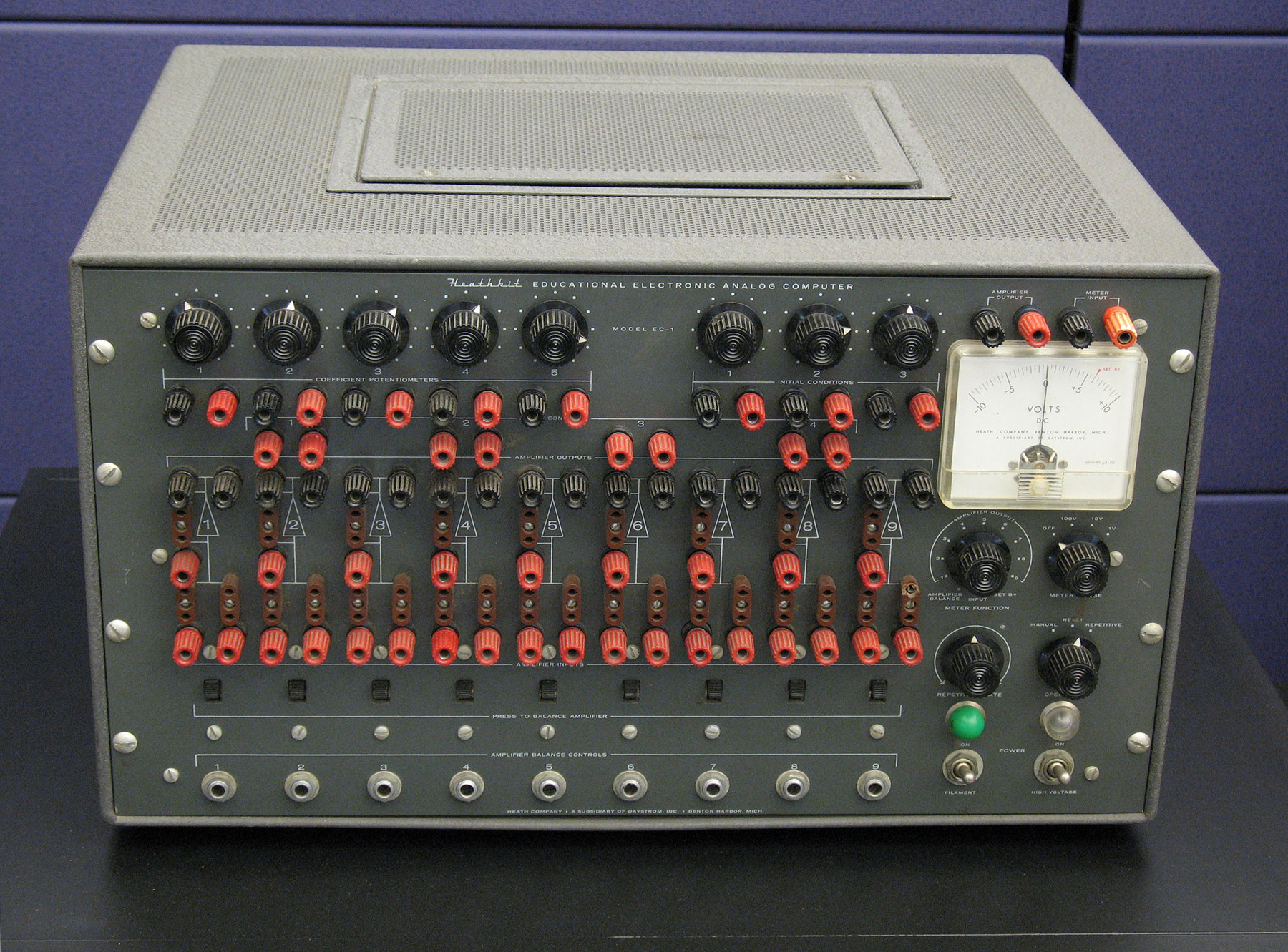 Analog computing makes a comeback